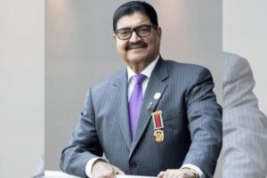 बी.आर. शेट्टी: कैसे भारतीय उद्यमी बने पद्म श्री सम्मानित और फिर खो बैठे $10 बिलियन का स्वास्थ्य साम्राज्य
