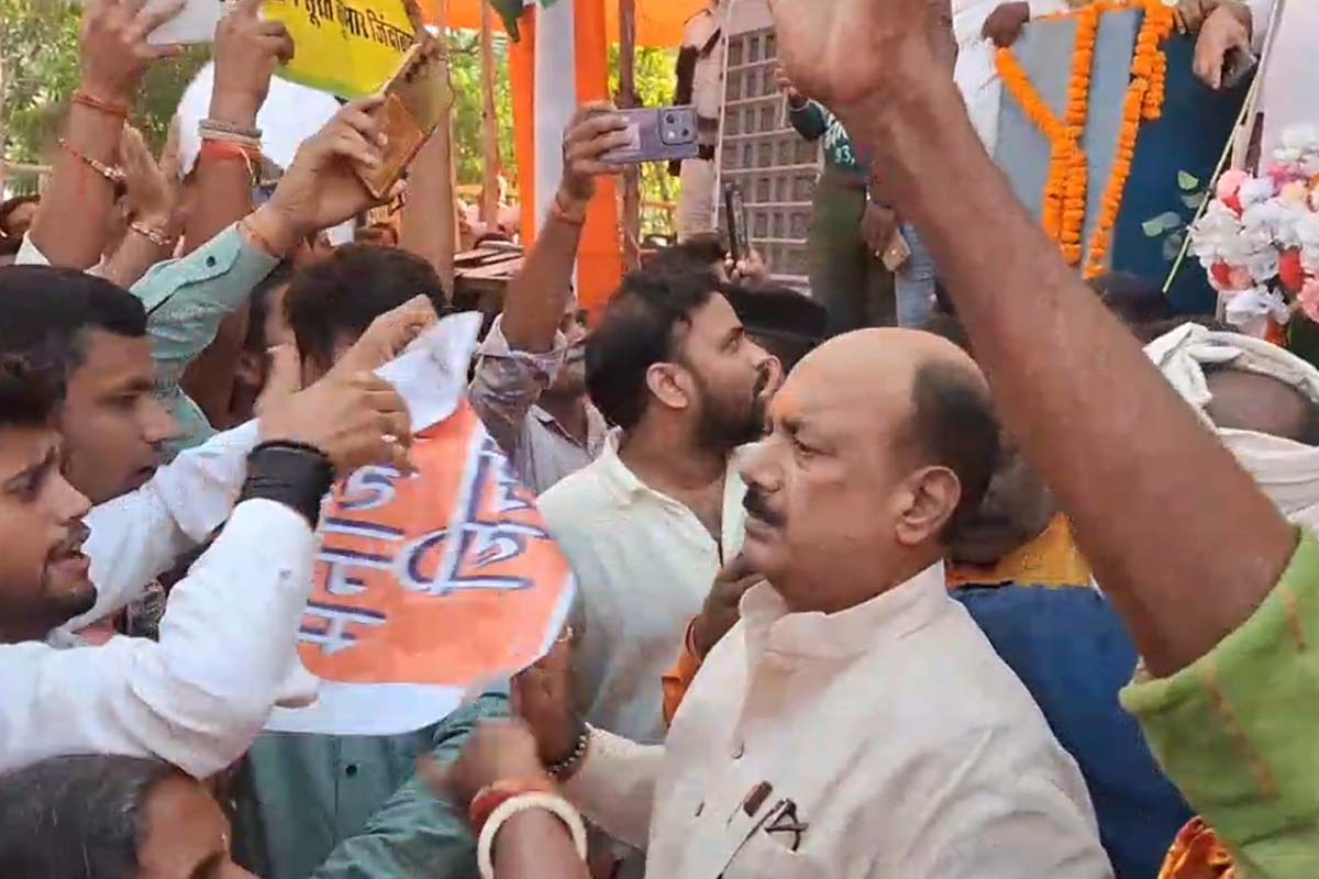 Manoj Tiwari Protest in Muzaffarpur