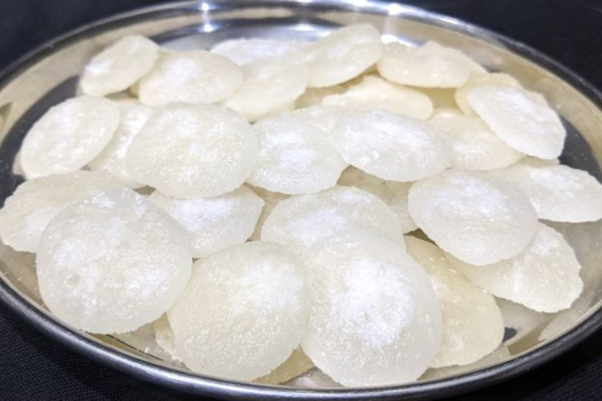 Dhanteras 2025: इस दिन इन 6 पवित्र भोज्य पदार्थों का सेवन लाएगा समृद्धि और सौभाग्य 4 Dhanteras 2025: इस दिन इन 6 पवित्र भोज्य पदार्थों का सेवन लाएगा समृद्धि और सौभाग्य