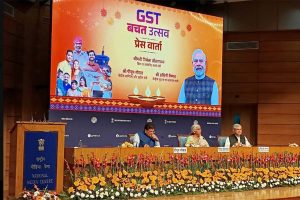 जीएसटी 2.0 सुधारों से अर्थव्यवस्था को मिला नया संबल, त्योहारी बिक्री ने तोड़े सभी रिकॉर्ड