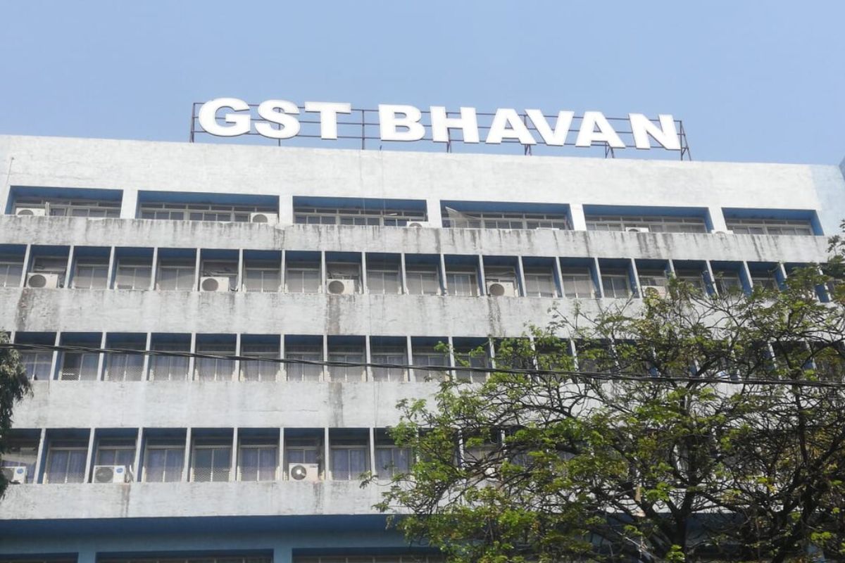 GST Cut Rate Relief: वित्त मंत्री सीतारमण ने आम आदमी के लिए जीएसटी कटौती का लाभ और मुनाफाखोरों पर कार्रवाई की घोषणा की