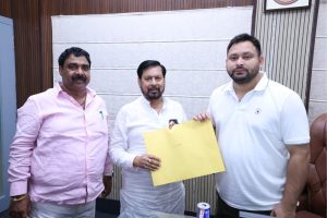 झाझा विधानसभा में आरजेडी ने जयप्रकाश यादव पर खेला बड़ा दांव, तेजस्वी यादव की मंजूरी से सियासत में मची हलचल