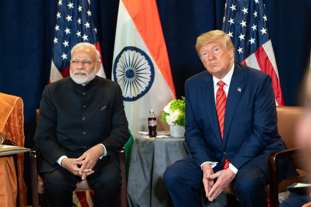 Trump Tariff Impact on India US Trade 2025: भारतीय निर्यात में 37.5% की गिरावट