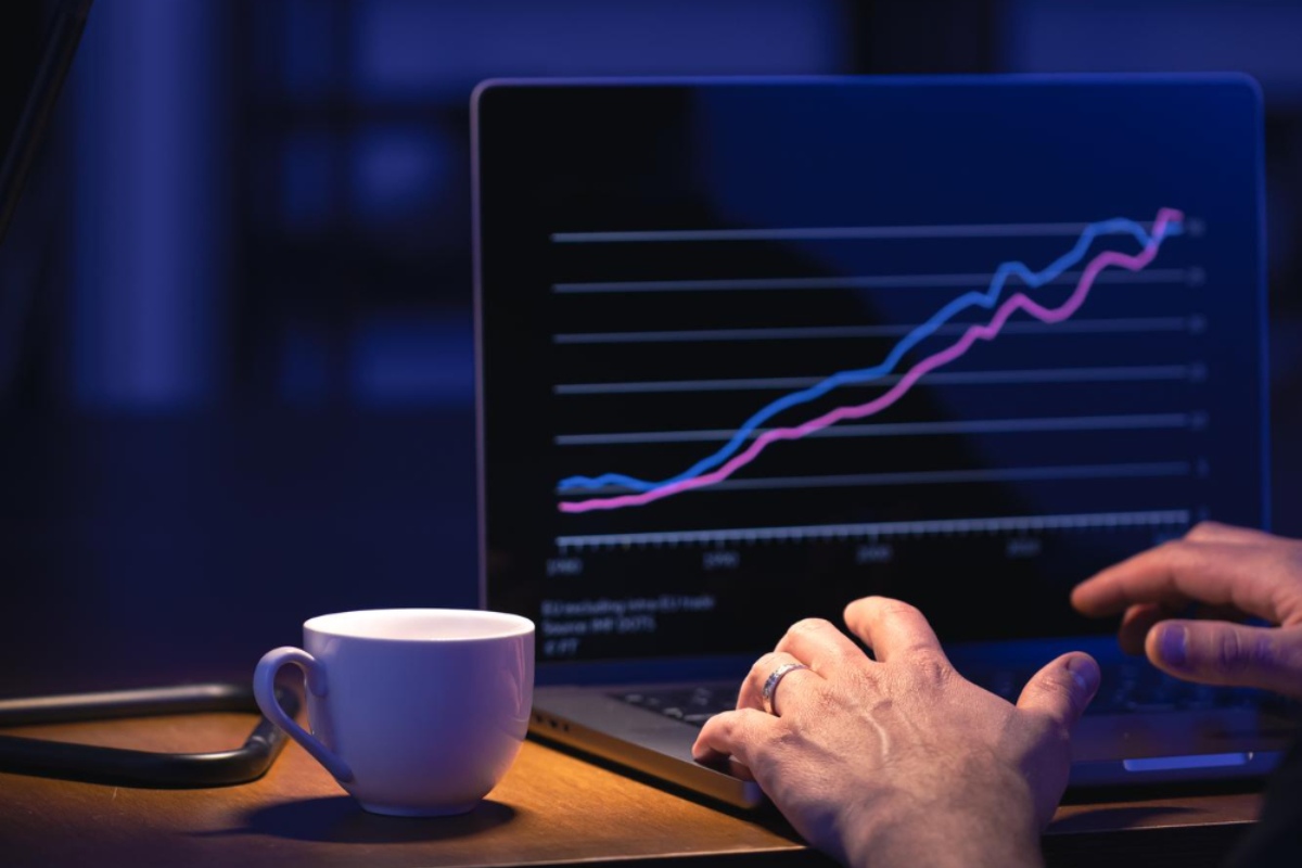 Sensex and Nifty Muhurat Trading: सेंसेक्स और निफ्टी में दीवाली 2025 के मुहूर्त ट्रेडिंग में मजबूती