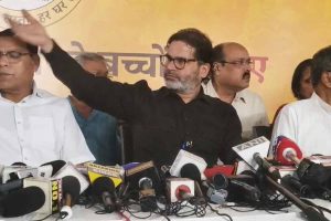 Bihar Assembly Elections: प्रशांत किशोर ने बीजेपी पर लगाया सूरत जैसी साजिश का गंभीर आरोप