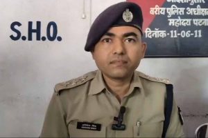 शराब तस्करी एवं हत्या की योजना रचने वाले 12 अपराधी गिरफ्तार, दो लाइनर भी पकड़े गए