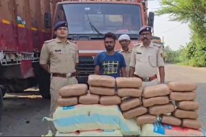 ऑपरेशन थंडर में एन.डी.पी.एस. पथक की बड़ी सफलता – 21 लाख रुपये मूल्य का गांजा जब्त, एक आरोपी गिरफ्तार, एक फरार!