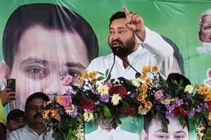 Bihar Election: “तेजस्वी की परछाई भी गलत करेगी तो सजा मिलेगी” — 20 महीने में बिहार बदलने का वादा, तेजस्वी यादव का तीखा चुनावी बयान