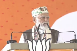 PM Modi: समस्तीपुर में पीएम मोदी का लालटेन वाला तंज, “जब लाइट है तो लालटेन की क्या जरूरत”