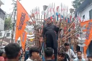 Bihar Chunav 2025: काली पूजा विसर्जन जुलूस में आदर्श आचार संहिता का उल्लंघन, प्रशासन की उदासीनता उजागर