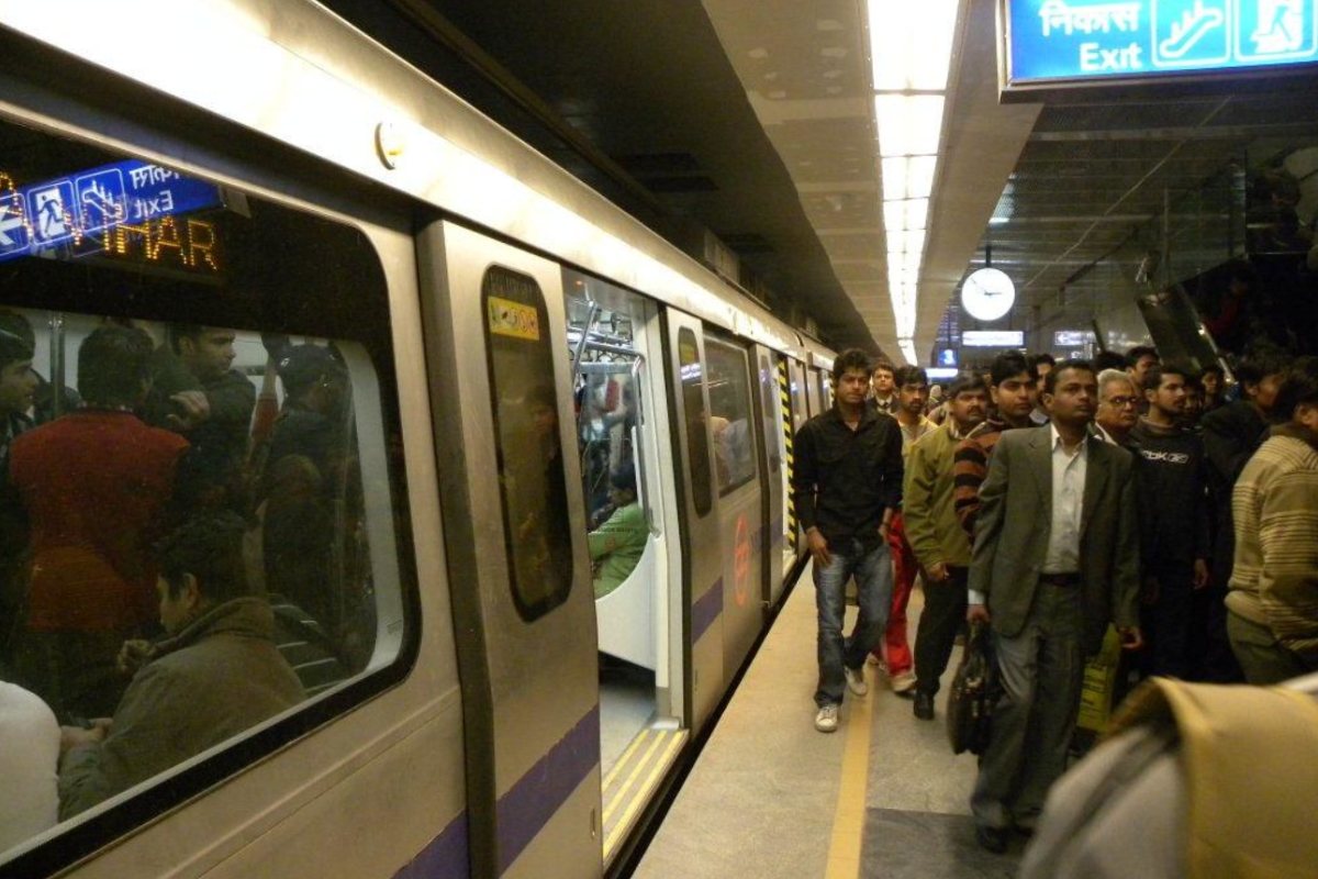 Delhi Metro Platform Extension