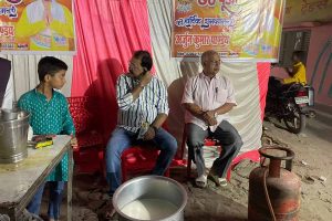 छठ पर्व की पूर्णाहुति पर पंच मंदिरा घाट पर उमड़ा श्रद्धा का सागर, समाजसेवी अर्जुन पांडे की जनसेवा बनी प्रेरणा का प्रतीक 8 छठ पर्व की पूर्णाहुति पर पंच मंदिरा घाट पर उमड़ा श्रद्धा का सागर, समाजसेवी अर्जुन पांडे की जनसेवा बनी प्रेरणा का प्रतीक