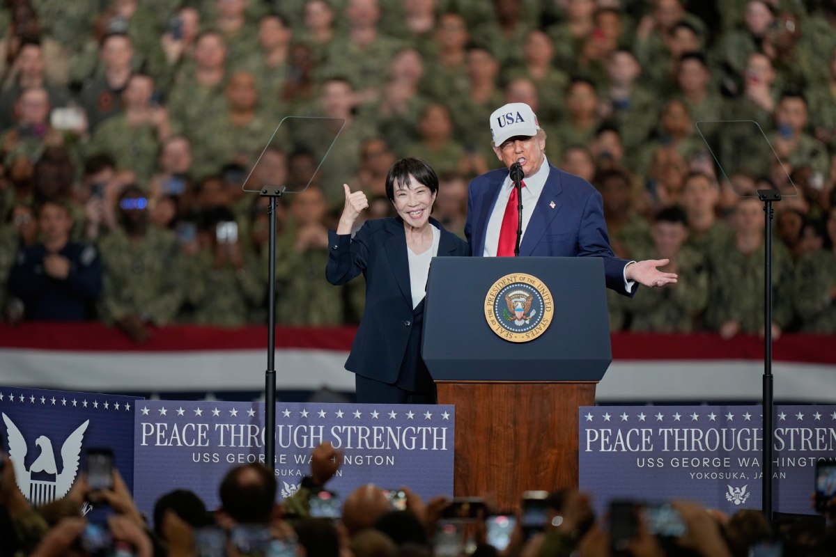 Trump: ट्रंप और जापान की नई प्रधानमंत्री ताकाइची के बीच मजबूत दोस्ती, अमेरिका में 550 अरब डॉलर के निवेश का वादा 2 Trump Japan Investment 2025: ट्रंप और जापान की नई प्रधानमंत्री ताकाइची ने मिलकर बनाया 550 अरब डॉलर के निवेश का खाका