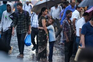 Mumbai Rains: मुंबई में हल्की बारिश, अगले 48 घंटों तक रुक-रुक कर वर्षा का पूर्वानुमान – मौसम विभाग 2 Mumbai Rains: मुंबई में हल्की बारिश, अगले 48 घंटों तक रुक-रुक कर वर्षा का पूर्वानुमान – मौसम विभाग