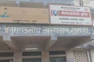 रजौली में लिट्टी विवाद से मचा बवाल, गर्म तेल फेंकने से पाँच लोग गंभीर रूप से झुलसे 4 रजौली में लिट्टी विवाद से मचा बवाल, गर्म तेल फेंकने से पाँच लोग गंभीर रूप से झुलसे