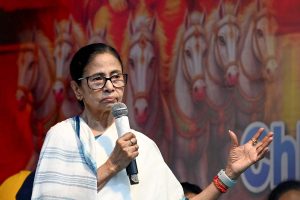 ममता बनर्जी का आह्वान: समाज में विभाजन नहीं, एकता ही सच्चा धर्म है 3 ममता बनर्जी का आह्वान: समाज में विभाजन नहीं, एकता ही सच्चा धर्म है