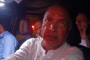 टिकारी में हम प्रत्याशी पर फायरिंग और पत्थरबाजी, अनिल कुमार घायल 13 टिकारी में हम प्रत्याशी पर फायरिंग और पत्थरबाजी, अनिल कुमार घायल