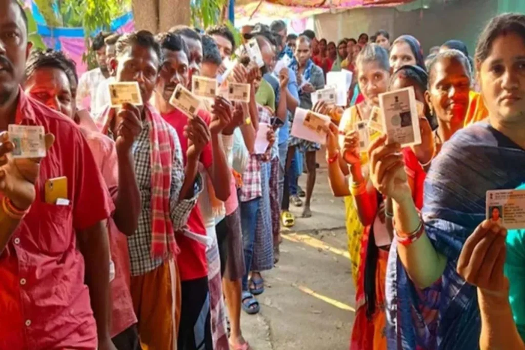 SIR News: मतदाता सूची पुनरीक्षण में नई व्यवस्था, केवल 5 प्रतिशत नागरिकों से ही मांगे जाएंगे दस्तावेज