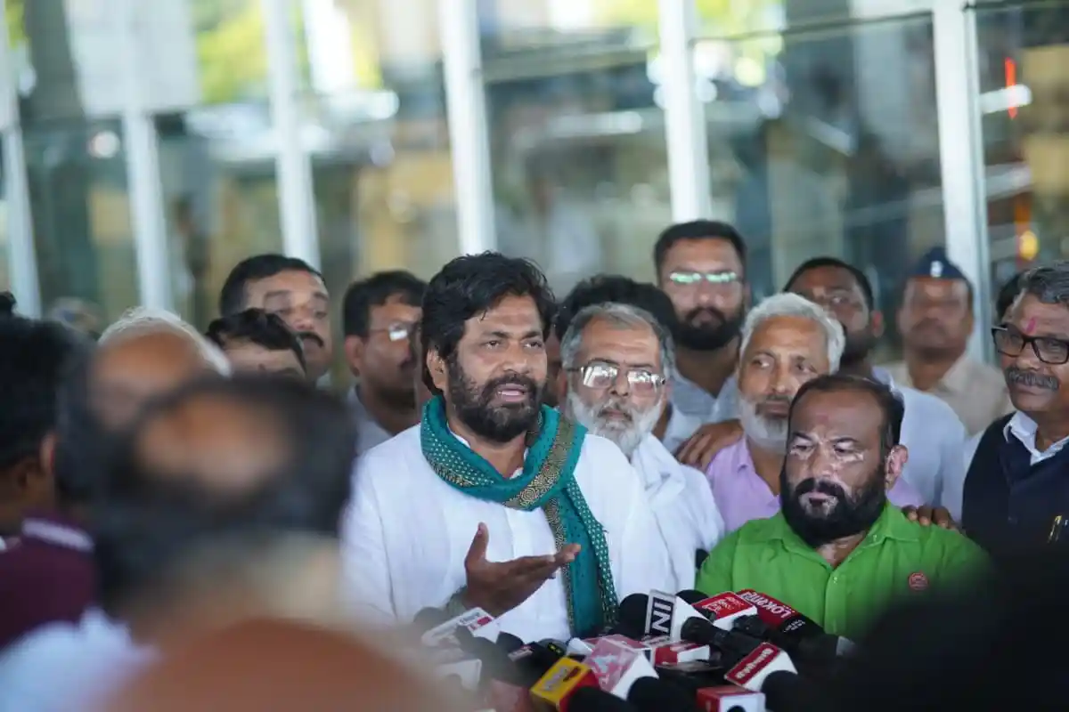 Maharashtra Farmer: महाराष्ट्र में हर किसान को कर्जमुक्त करने की घोषणा, बच्चू कडू ने आंदोलन के जरिए हासिल किया वादा 4 Maharashtra Farmer Debt Waiver