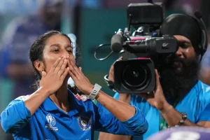 Abhishek Sharma: भारतीय महिला टीम वर्ल्ड कप जीत की पूरी हकदार, कहा “सेमीफाइनल में जो खेल दिखाया, वह ऐतिहासिक था” 4 Abhishek Sharma: भारतीय महिला टीम वर्ल्ड कप जीत की पूरी हकदार, कहा “सेमीफाइनल में जो खेल दिखाया, वह ऐतिहासिक था”