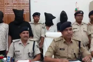 रोहतास में वेटर को खाना मांगने पर गोली, पांच आरोपी गिरफ्तार, दो फरार 4 रोहतास में वेटर को खाना मांगने पर गोली, पांच आरोपी गिरफ्तार, दो फरार