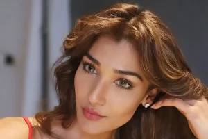 Bigg Boss 19: एविक्शन के बाद नेहल चुडासमा ने तोड़ी चुप्पी, बोलीं – “मुझे विलेन बनाया, अब दिखेगा मेरा असली रूप”