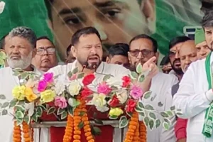 Bihar Politics: नालंदा में भाषण के दौरान अटके तेजस्वी यादव, अपराध का उदाहरण देने में रह गए चूक — नीतीश सरकार पर जमकर बोला हमला