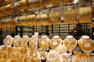 Gold Price Today: शादी से पहले सोने की चमक फिर बढ़ी, चांदी ने भी पकड़ी रफ्तार; जानिए आपके शहर में कितने के चल रहे भाव