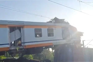 Bilaspur Train Accident: मालगाड़ी पर चढ़ी पैसेंजर ट्रेन, छह यात्रियों की दर्दनाक मौत, जांच में जुटे अधिकारी