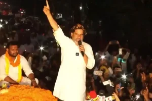 Munger Politics: मुंगेर की राजनीति में भूचाल, जन सुराज प्रत्याशी संजय सिंह ने थामा भाजपा का दामन, चुनावी समीकरण बदले