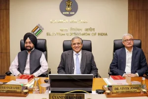 Bihar Chunav 2025 Update: पहले चरण की वोटिंग के बीच डिप्टी सीएम विजय सिन्हा की कार पर हमला, CPM प्रत्याशी पर भी हिंसक वारदात