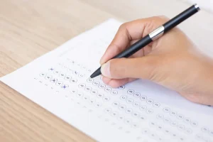 IBPS Clerk Prelims Result 2025: आईबीपीएस क्लर्क प्रारंभिक परीक्षा परिणाम 2025 घोषित होने की तैयारी, उम्मीदवार करें ibps.in पर जांच