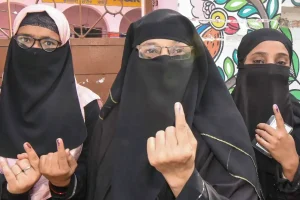 Owaisi Bihar Politics 2025: सीमांचल में महागठबंधन की पकड़ पर संकट, मुस्लिम वोटबैंक पर ओवैसी और प्रशांत किशोर की नई सियासी चाल