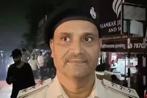 मतगणना से पूर्व दरभंगा पुलिस सतर्क, शहर में चला सघन वाहन जांच अभियान