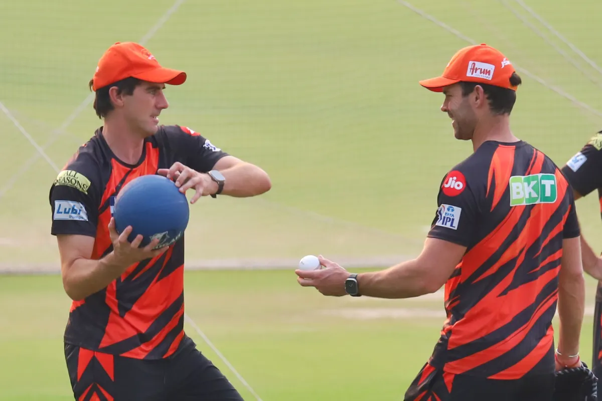 मोहम्मद शमी का लखनऊ स्थानांतरण चौंकाने वाला, आन्द्रे रसेल को छोड़ना जोखिमभरा: अमित मिश्रा 5 Mohammad Shami LSG Trade