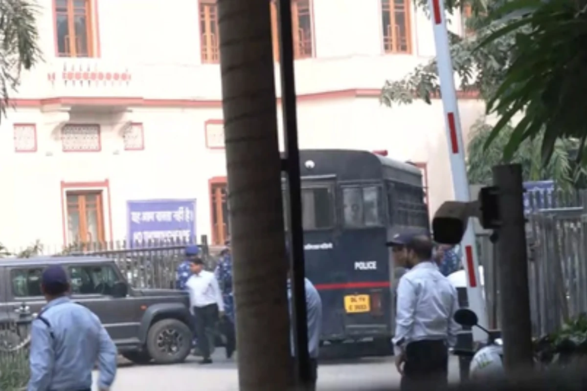 Delhi blast_ NIA produces aide of Umar, Jasir Bilal Wani, before Patiala House Court