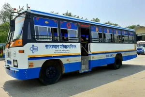 राजसमंद में यात्रियों से भरी बस बनास नदी में गिरी, 15 घायल; एक्सल टूटने से हुआ हादसा