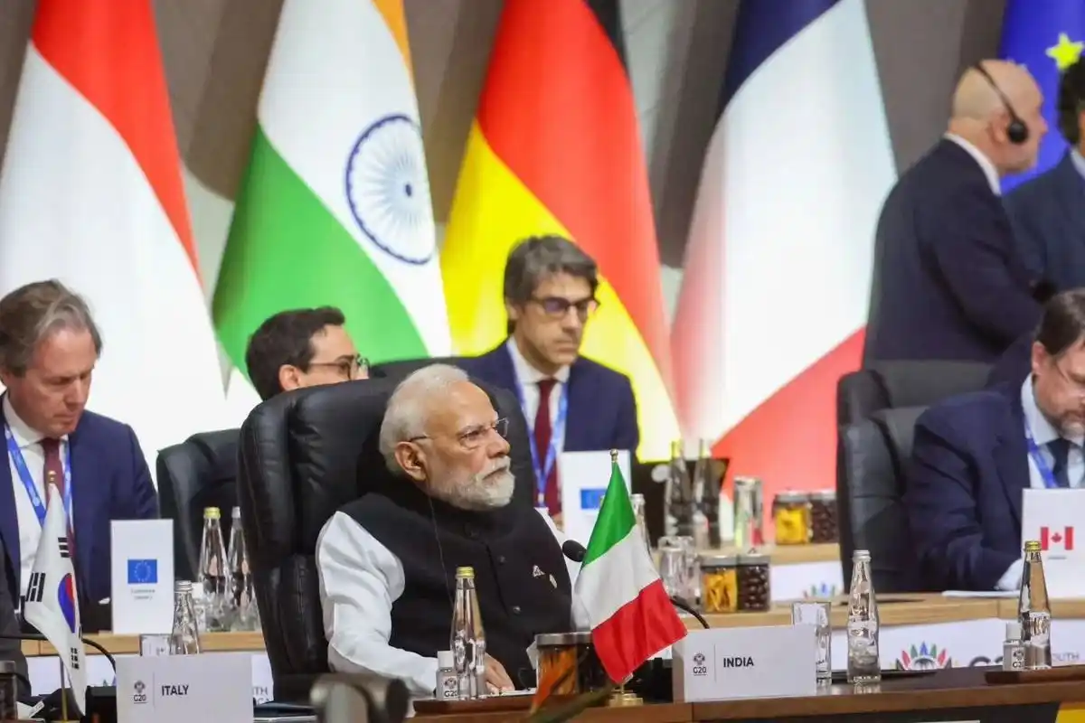 प्रधानमंत्री मोदी ने G20 सम्मेलन में तीन महत्वपूर्ण प्रस्ताव रखे: ग्लोबल स्वास्थ्य और ड्रग-टेरर नेक्सस पर विशेष ध्यान 2 PM Modi in G20 Summit: प्रधानमंत्री मोदी ने G20 सम्मेलन में ग्लोबल स्वास्थ्य और ड्रग-टेरर नेक्सस पर जोर दिया