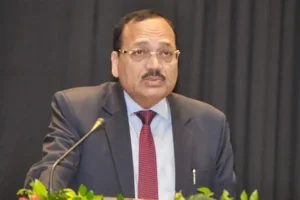 दिल्ली में बढ़ता दमघोंटू धुआं: नया मुख्य न्यायाधीश बोले, राजधानी का यही हाल