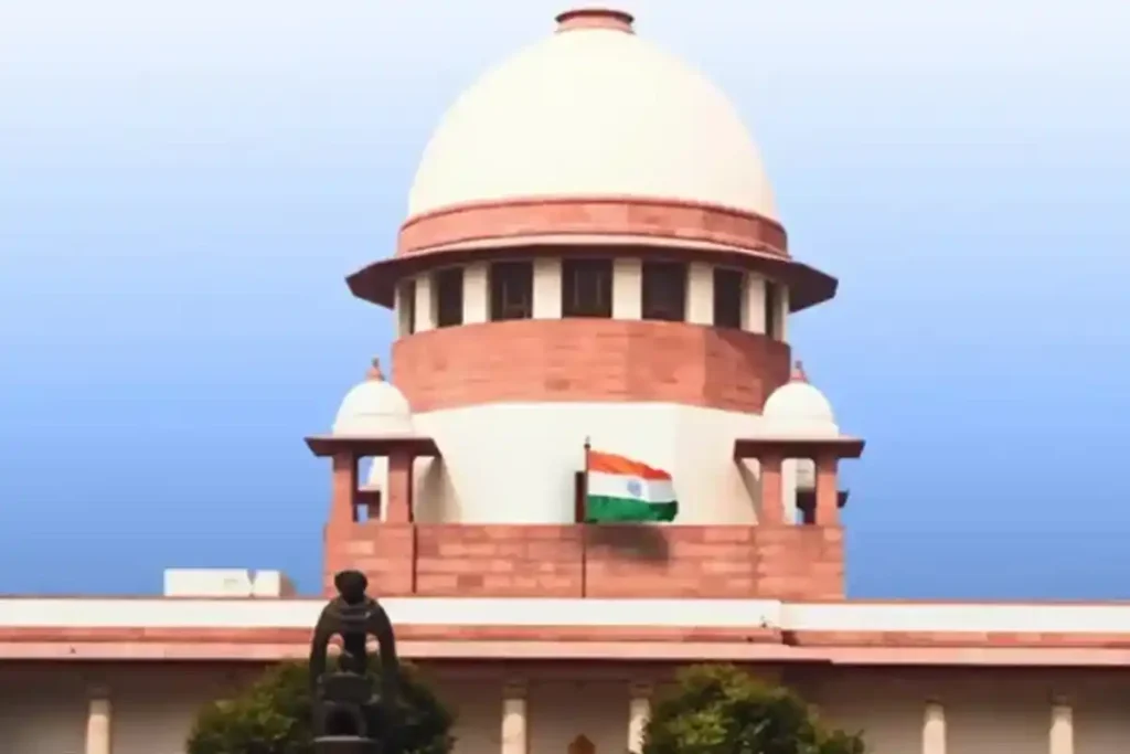 मुफ्त योजनाओं पर सुप्रीम कोर्ट की सख्त टिप्पणी, कहा– कर्ज में डूबे राज्य पहले रोजगार पर दें ध्यान