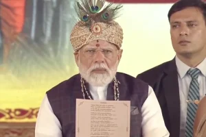 गीता के माध्यम से राष्ट्र की सुरक्षा और सामाजिक कल्याण का संदेश देते प्रधानमंत्री मोदी