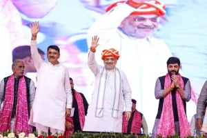 बनास डेयरी में नए प्लांट का उद्घाटन, अमित शाह ने कहा सर्कुलर इकोनॉमी से किसानों की आय बढ़ेगी 20 प्रतिशत