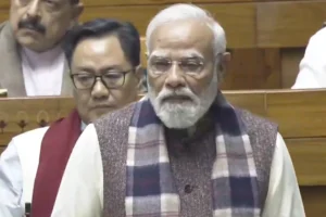 वंदे मातरम् ने अंग्रेजों की चाल रोकी, प्रधानमंत्री मोदी बोले– बंगाल की एकता ने देश को संभाला