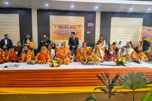 मंदिरों की आजादी और धर्मांतरण रोकने पर विहिप की बड़ी बैठक, देशभर से 300 संत जुटे