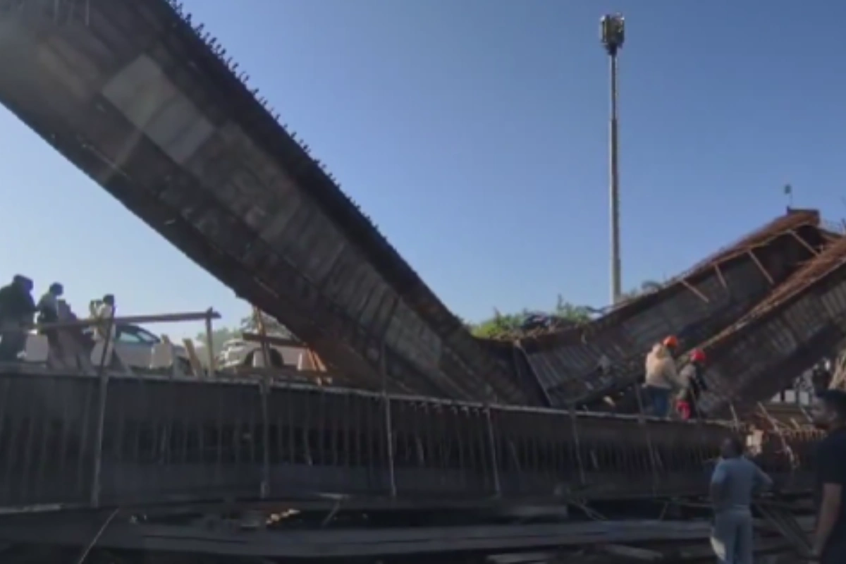 Bridge Collapsed in Gujrat: वलसाड में ढहा निर्माणाधीन पुल