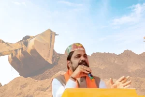 बालू खनन विवाद से बिहार सरकार में बढ़ी खामोश खींचतान