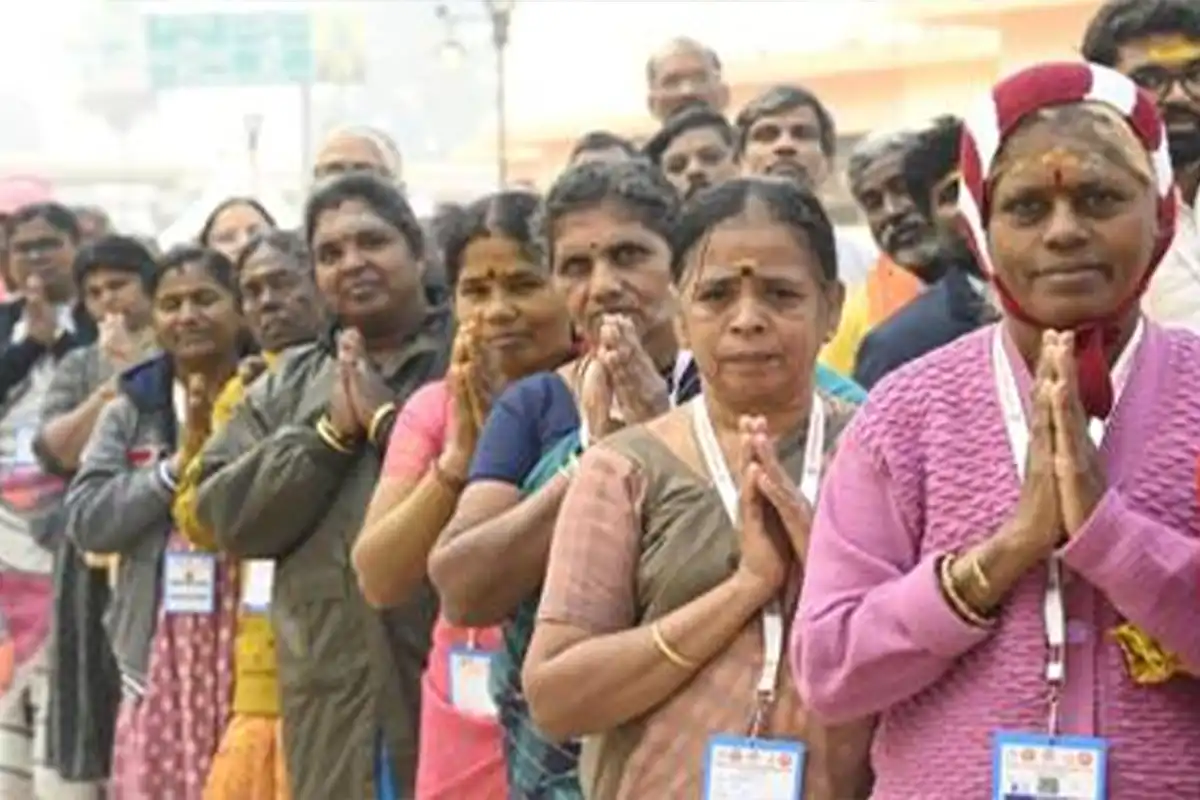 Ayodhya Ram Mandir: अयोध्या में प्रतिनिधि हुए भावुक, सरयू तट और हनुमानगढ़ी में मिला आध्यात्मिक अनुभव