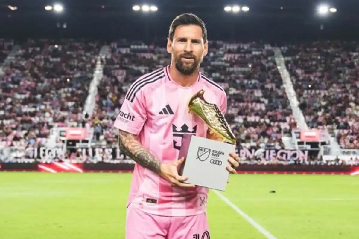 Messi Kolkata Visit: फुटबॉल के बादशाह मेसी के स्वागत में कोलकाता तैयार, सॉल्ट लेक में सुरक्षा के कड़े इंतजाम