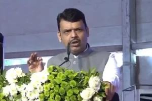 रामाबाई आंबेडकर और एकात्मता नगर के निवासियों को मिलेंगे मालिकाना हक के पट्टे, मुख्यमंत्री फडणवीस ने दिया आश्वासन