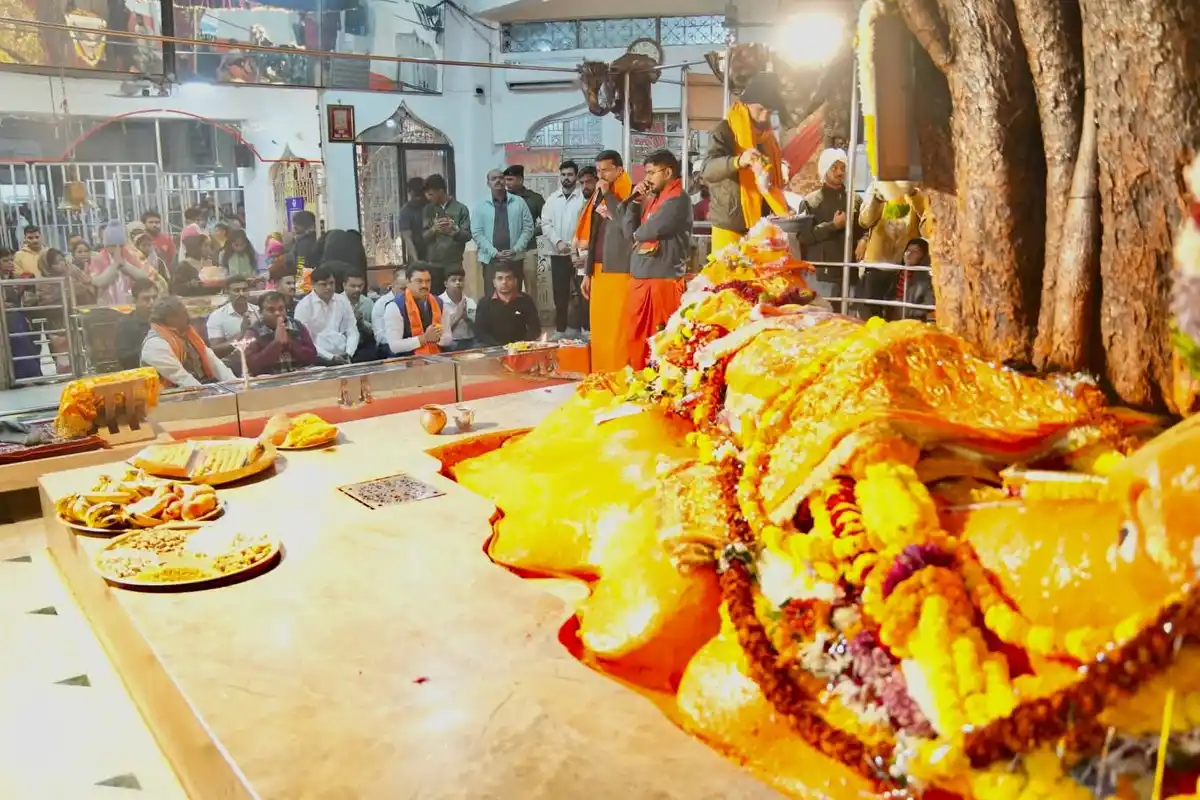 विधानपरिषद सभापति प्रा. श्री राम शिंदे ने जामसांवली हनुमान लोक में की पूजा-अर्चना और लिया आशीर्वाद 12 Ram Shinde Jam Sawali: विधानपरिषद सभापति ने हनुमान लोक में की पूजा अर्चना